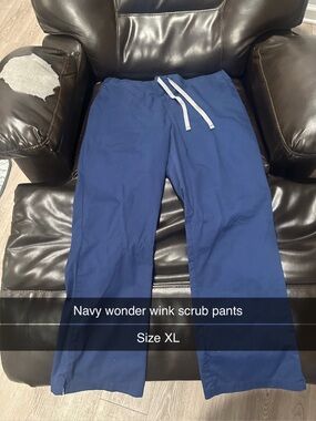 4 pair of scrub pants